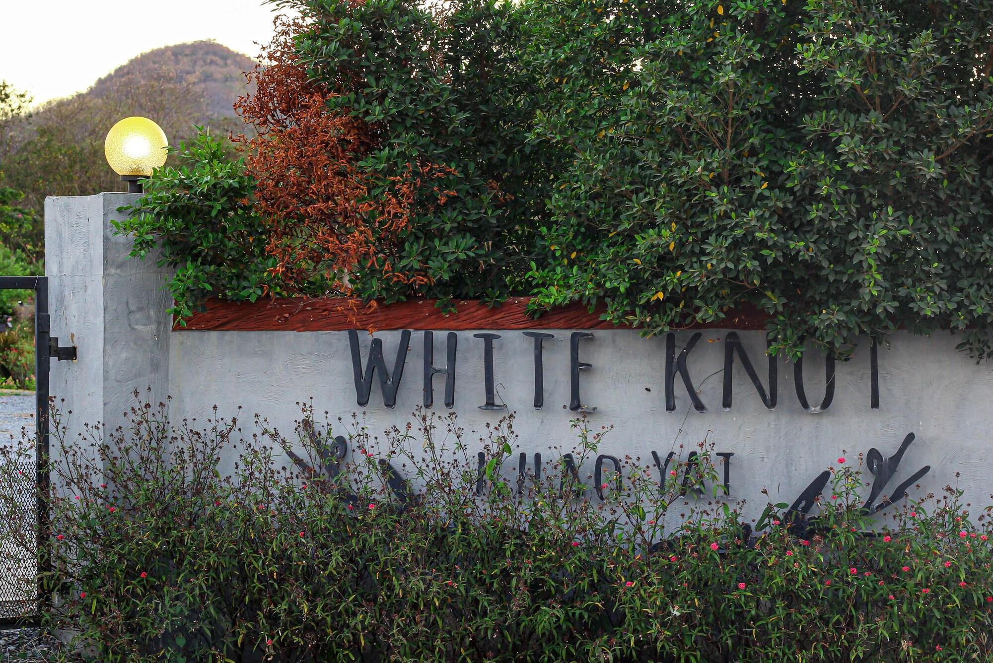 White Knot Khao Yai Villa Ban Khanong Phra Nua Dış mekan fotoğraf
